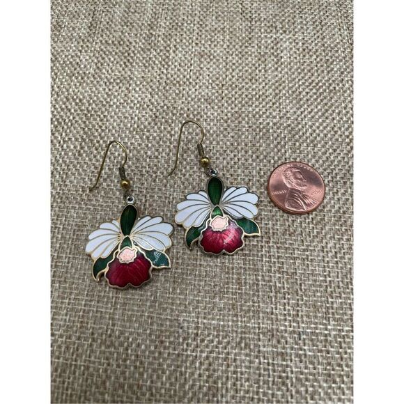 Bundle of Two Vintage Cloisonné Orchid Flower Dangling Earrings - Picture 4 of 8